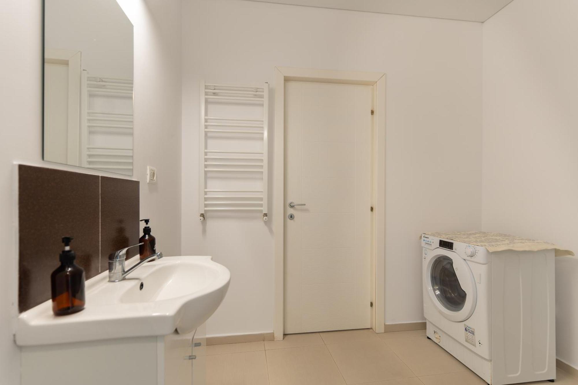 Miha Apartment Navodari